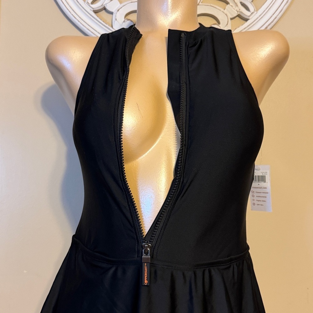 Coppersuit womens medium 8 10 bathing suit swim dress athletic zip black NWT - Picture 5 of 12